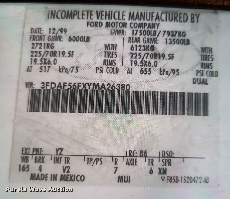 image for item DK1885 2000 Ford F550 Super Duty XL  utility / service truck