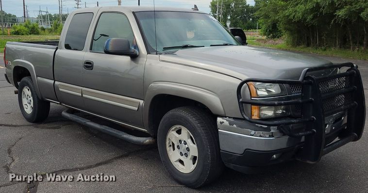 image for item DK1887 2006 Chevrolet Silverado 1500  Ext. Cab pickup truck