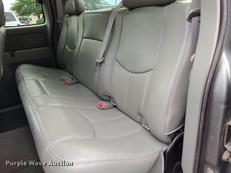 image for item DK1887 2006 Chevrolet Silverado 1500  Ext. Cab pickup truck