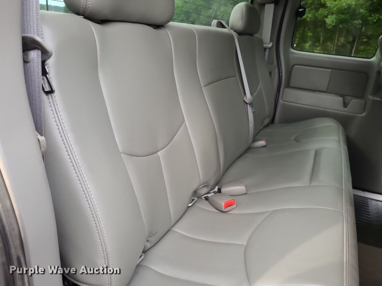 image for item DK1887 2006 Chevrolet Silverado 1500  Ext. Cab pickup truck