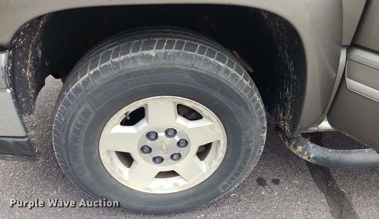 image for item DK1887 2006 Chevrolet Silverado 1500  Ext. Cab pickup truck