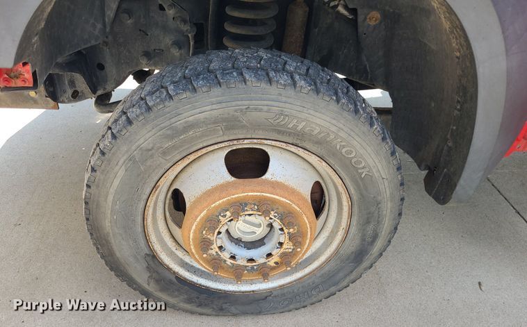 image for item DK1891 2008 Ford F450 Super Duty XLT  flatbed truck