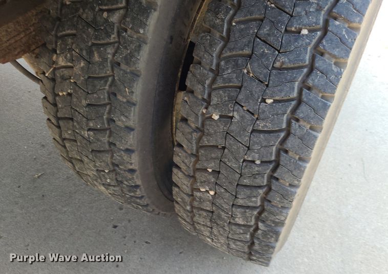 image for item DK1891 2008 Ford F450 Super Duty XLT  flatbed truck