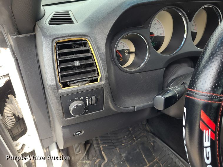 image for item DK1930 2014 Dodge Challenger