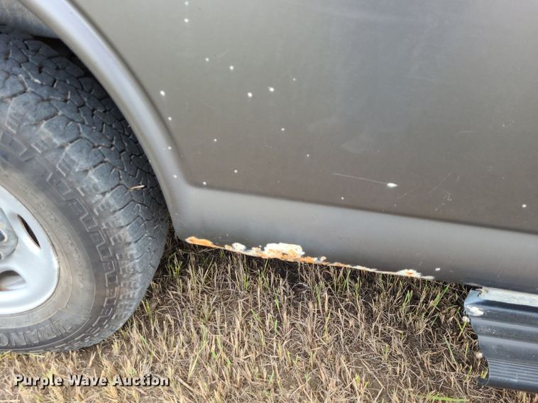 image for item DK1947 2006 Chevrolet Express 3500  van