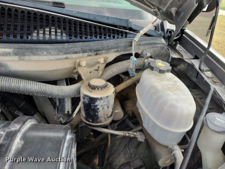 image for item DK1947 2006 Chevrolet Express 3500  van