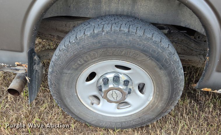 image for item DK1947 2006 Chevrolet Express 3500  van