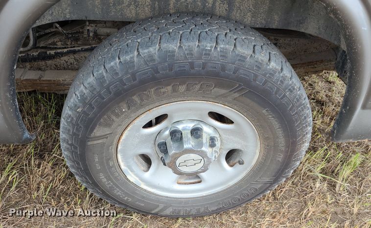 image for item DK1947 2006 Chevrolet Express 3500  van