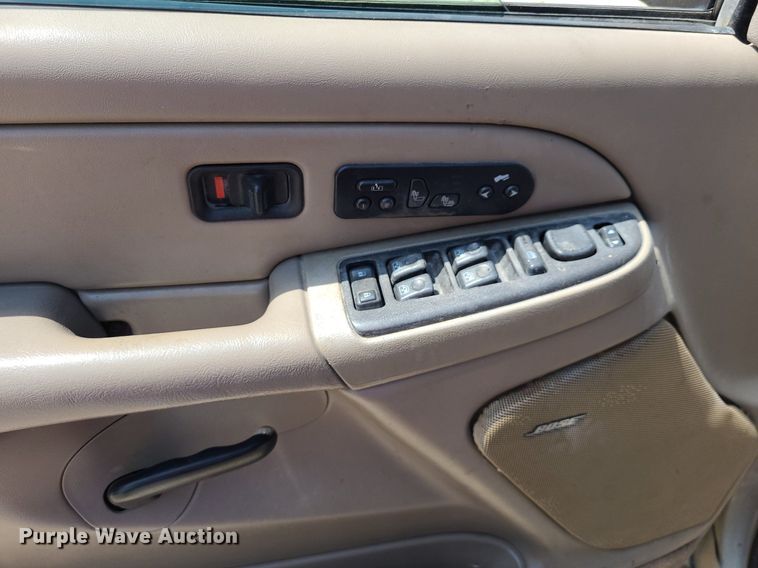 image for item DK1951 2005 Chevrolet Tahoe LT  SUV