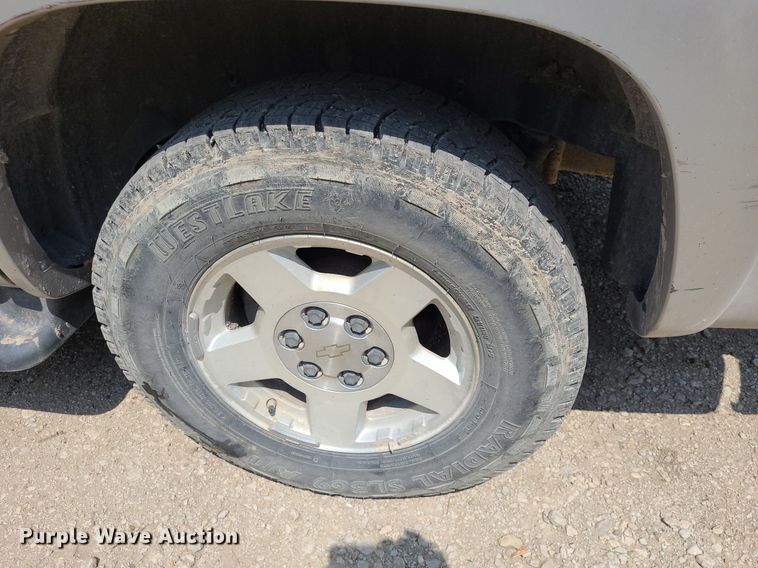 image for item DK1951 2005 Chevrolet Tahoe LT  SUV