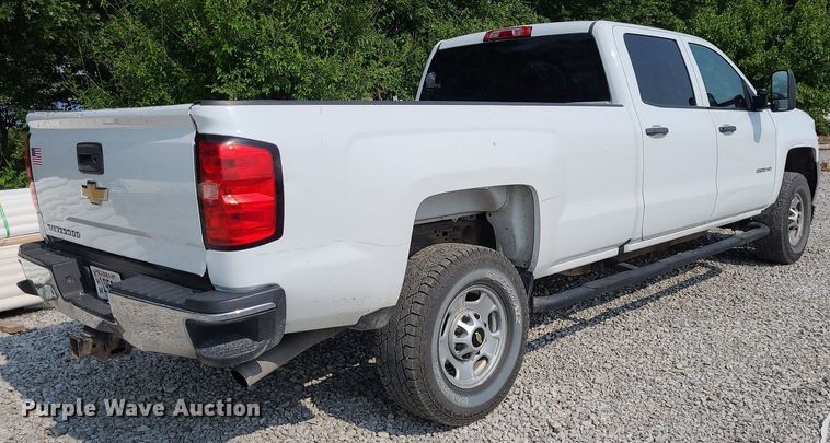 image for item DK1955 2016 Chevrolet Silverado 2500HD  Crew Cab pickup truck
