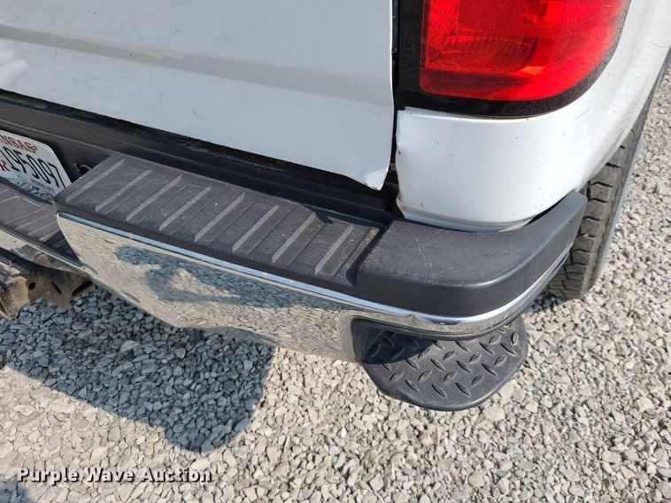 image for item DK1955 2016 Chevrolet Silverado 2500HD  Crew Cab pickup truck