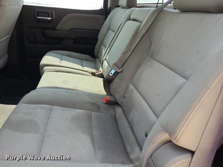 image for item DK1955 2016 Chevrolet Silverado 2500HD  Crew Cab pickup truck