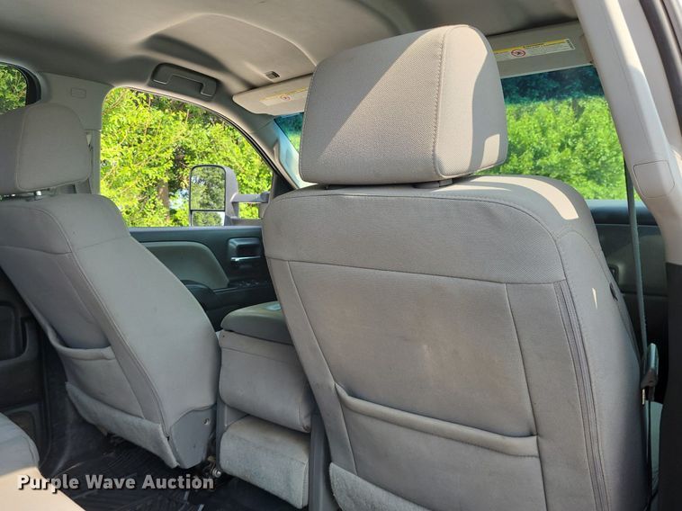 image for item DK1955 2016 Chevrolet Silverado 2500HD  Crew Cab pickup truck