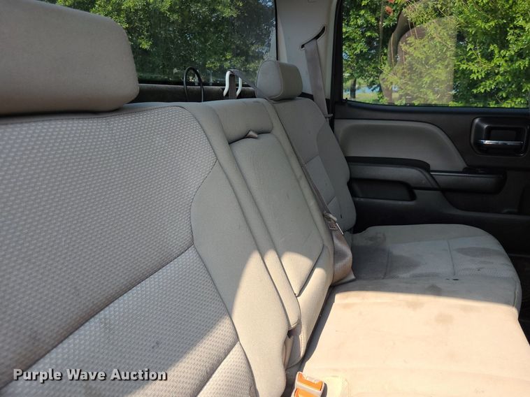 image for item DK1955 2016 Chevrolet Silverado 2500HD  Crew Cab pickup truck