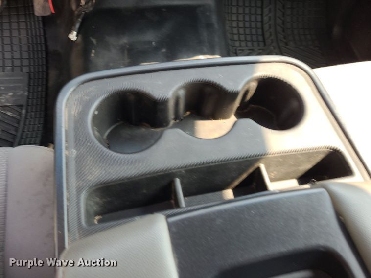 image for item DK1955 2016 Chevrolet Silverado 2500HD  Crew Cab pickup truck