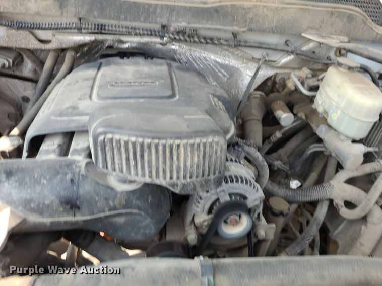 image for item DK1955 2016 Chevrolet Silverado 2500HD  Crew Cab pickup truck