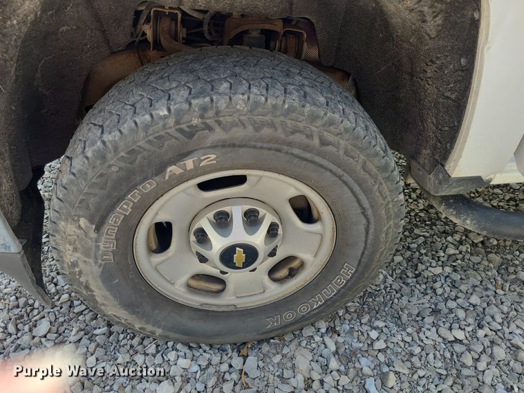 image for item DK1955 2016 Chevrolet Silverado 2500HD  Crew Cab pickup truck