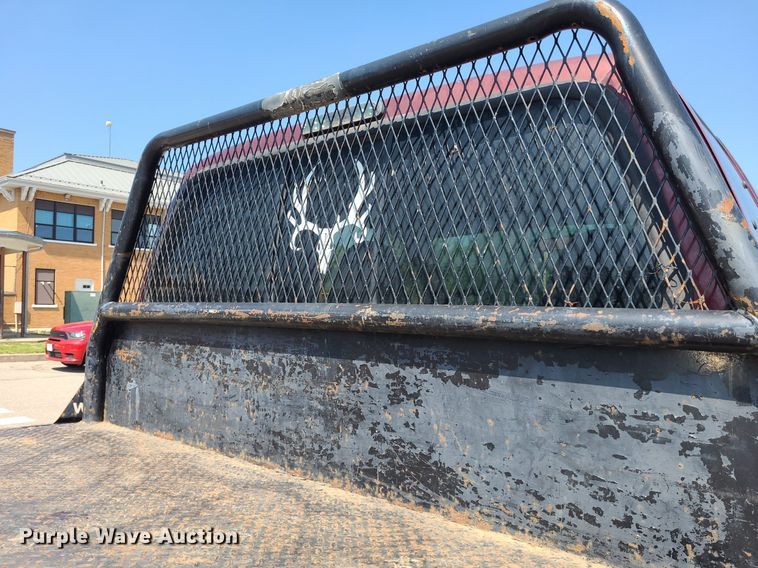 image for item DK1969 2000 Ford F250 Super Duty XLT  SuperCab flatbed pickup truck