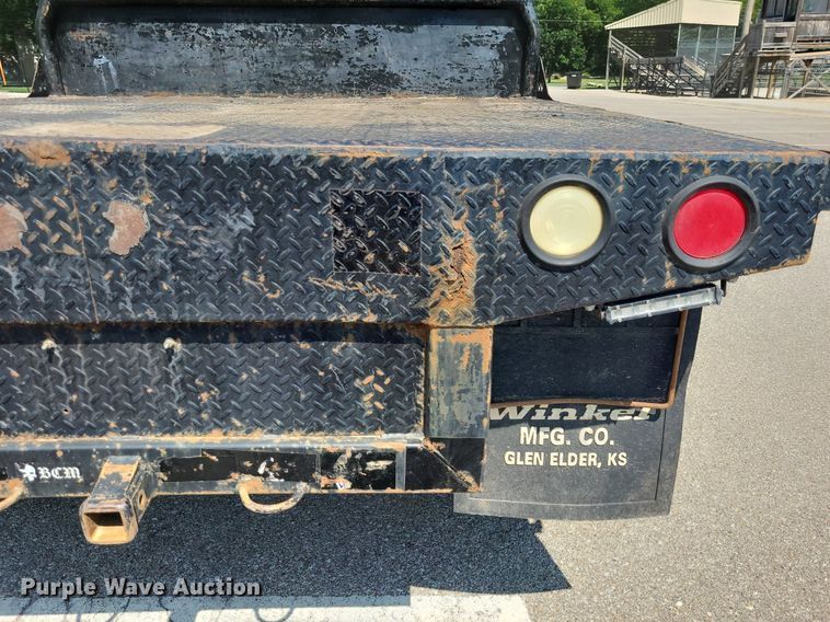 image for item DK1969 2000 Ford F250 Super Duty XLT  SuperCab flatbed pickup truck