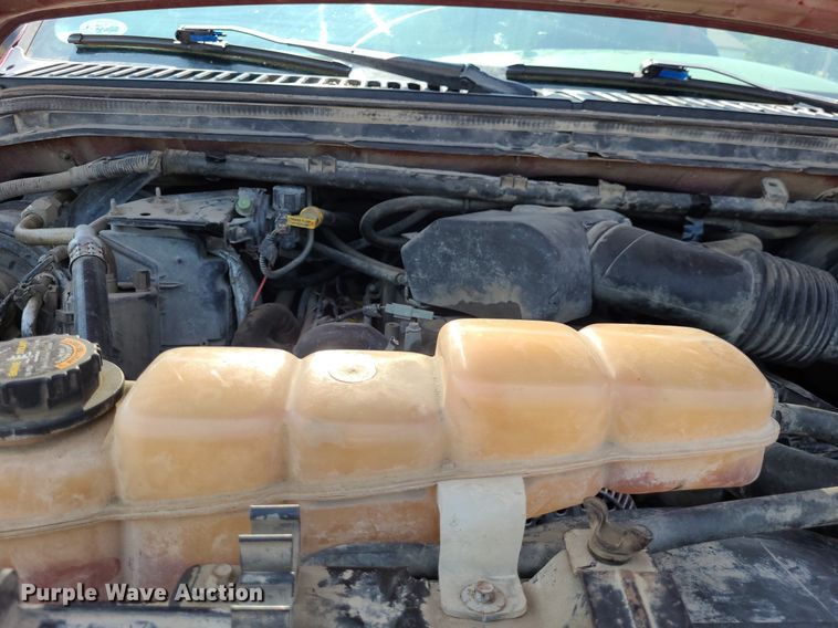 image for item DK1969 2000 Ford F250 Super Duty XLT  SuperCab flatbed pickup truck