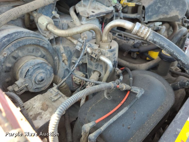 image for item DK1969 2000 Ford F250 Super Duty XLT  SuperCab flatbed pickup truck