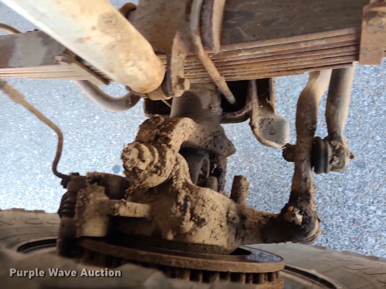 image for item DK1969 2000 Ford F250 Super Duty XLT  SuperCab flatbed pickup truck