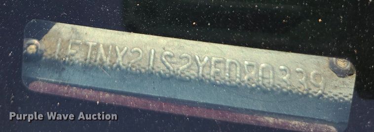 image for item DK1969 2000 Ford F250 Super Duty XLT  SuperCab flatbed pickup truck