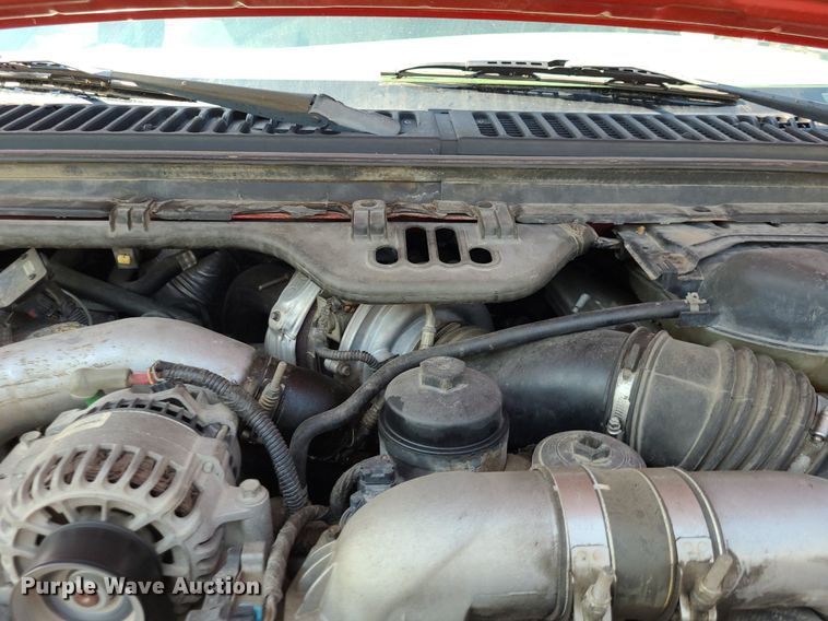 image for item DK1970 2004 Ford F350 Super Duty XL Crew Cab flatbed pickup truck