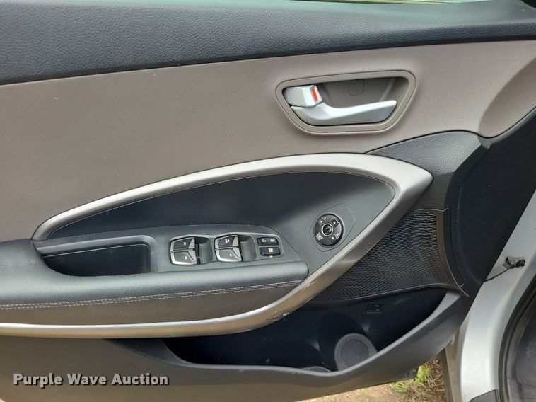 image for item DK1973 2014 Hyundai Santa Fe Limited  SUV