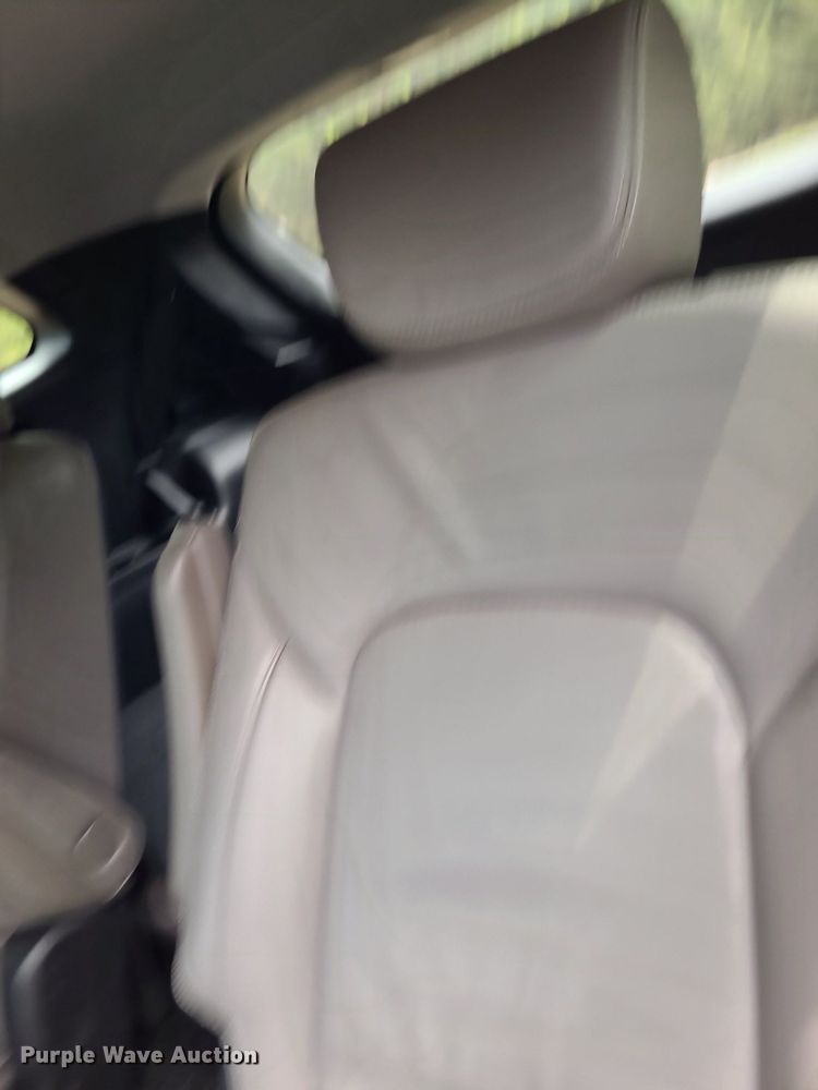 image for item DK1973 2014 Hyundai Santa Fe Limited  SUV