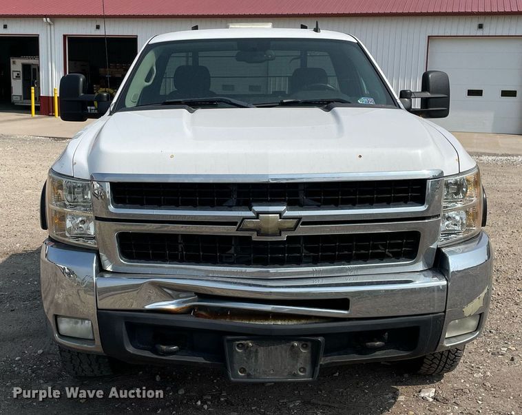 image for item DL3784 2010 Chevrolet Silverado 2500HD  pickup truck