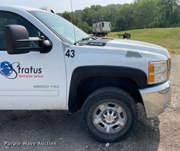 image for item DL3784 2010 Chevrolet Silverado 2500HD  pickup truck