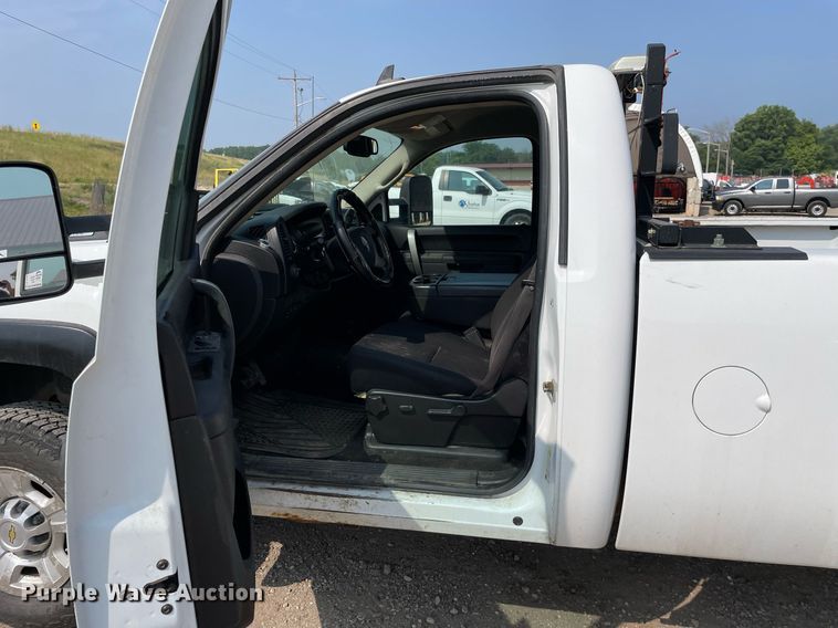 image for item DL3784 2010 Chevrolet Silverado 2500HD  pickup truck