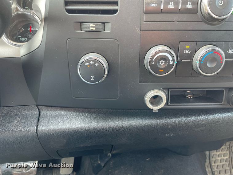 image for item DL3784 2010 Chevrolet Silverado 2500HD  pickup truck