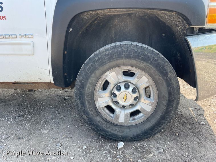 image for item DL3784 2010 Chevrolet Silverado 2500HD  pickup truck