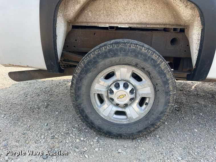 image for item DL3784 2010 Chevrolet Silverado 2500HD  pickup truck