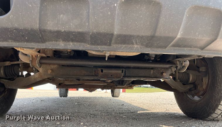 image for item DL3786 2005 Chevrolet Silverado 2500HD  Crew Cab pickup truck