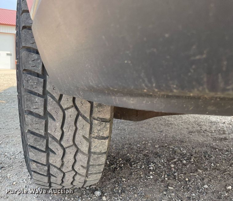 image for item DL3786 2005 Chevrolet Silverado 2500HD  Crew Cab pickup truck