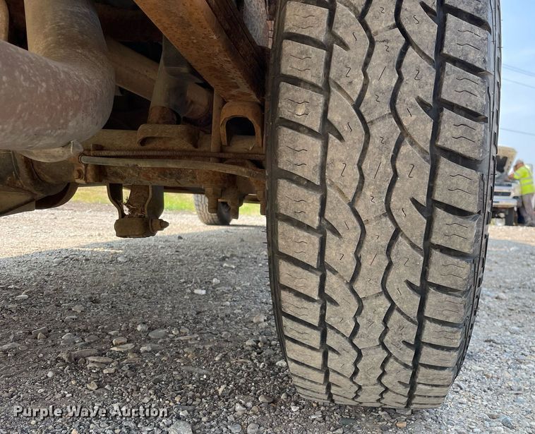 image for item DL3786 2005 Chevrolet Silverado 2500HD  Crew Cab pickup truck