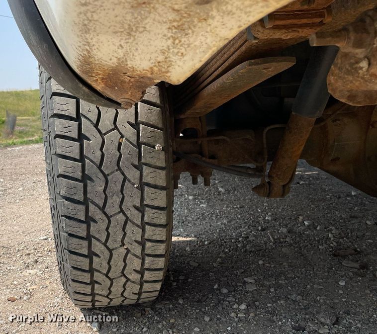 image for item DL3786 2005 Chevrolet Silverado 2500HD  Crew Cab pickup truck