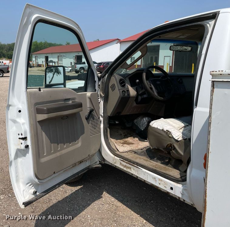 image for item DL3787 2008 Ford F450 Super Duty XL  utility / service truck