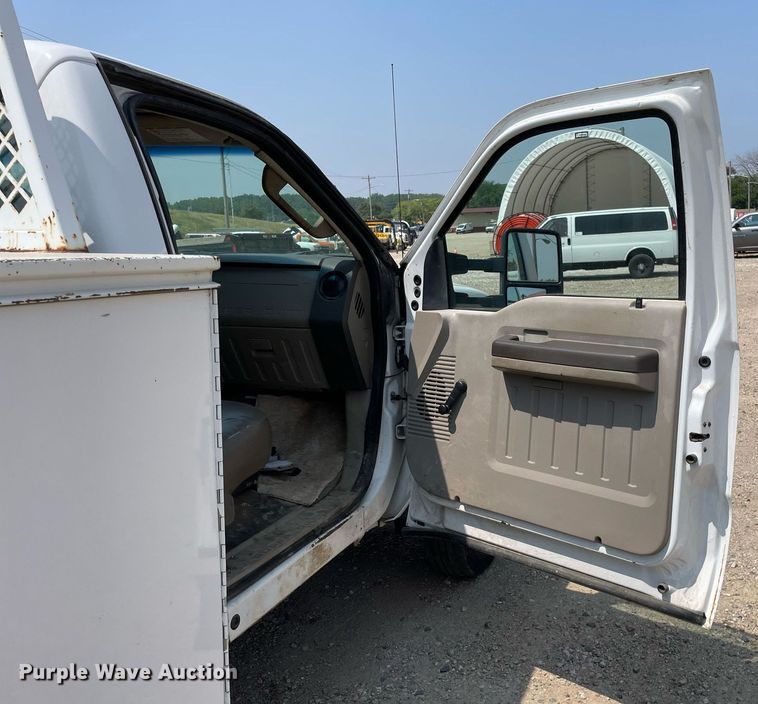 image for item DL3787 2008 Ford F450 Super Duty XL  utility / service truck