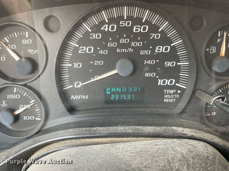 image for item DL3788 2004 Chevrolet Express 3500  van