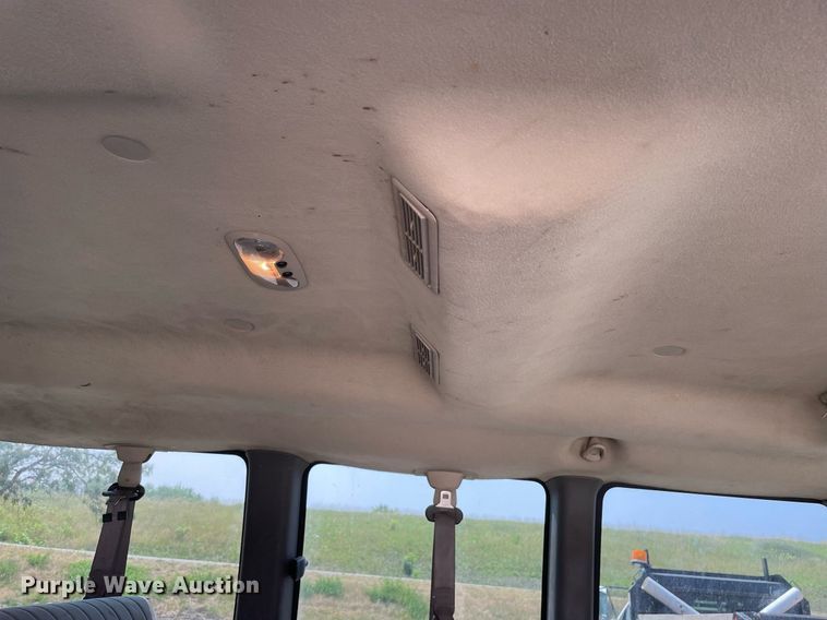 image for item DL3788 2004 Chevrolet Express 3500  van