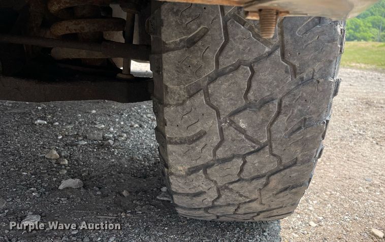 image for item DL3788 2004 Chevrolet Express 3500  van