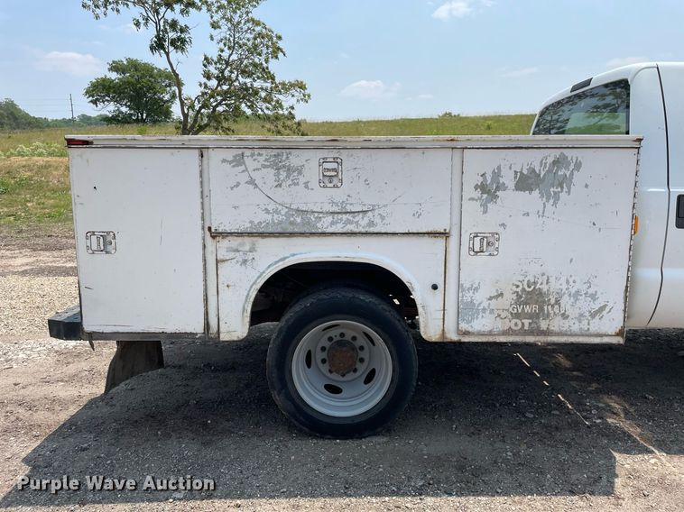 image for item DL3791 2008 Ford F450 Super Duty XL  Crew Cab utility / service truck