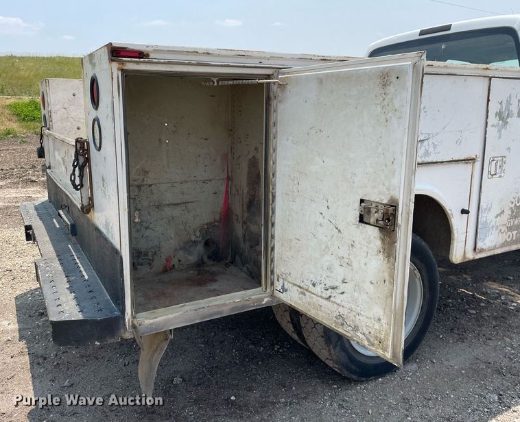 image for item DL3791 2008 Ford F450 Super Duty XL  Crew Cab utility / service truck