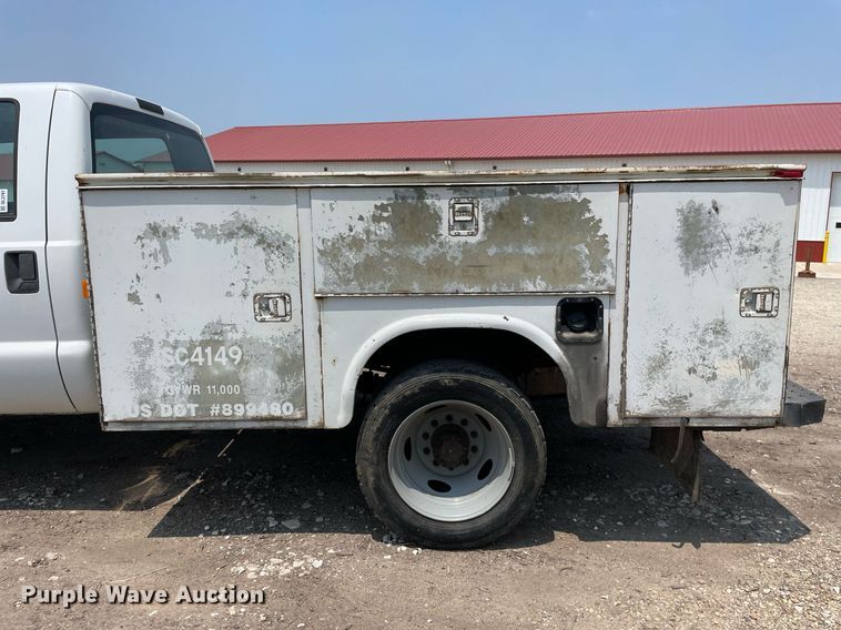 image for item DL3791 2008 Ford F450 Super Duty XL  Crew Cab utility / service truck