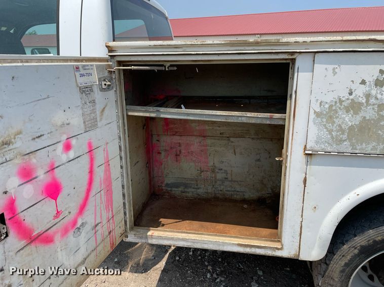 image for item DL3791 2008 Ford F450 Super Duty XL  Crew Cab utility / service truck